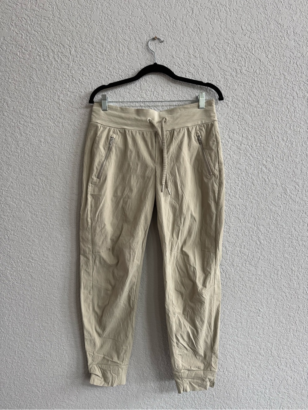 Athleta Light Tan Drawstring Joggers
